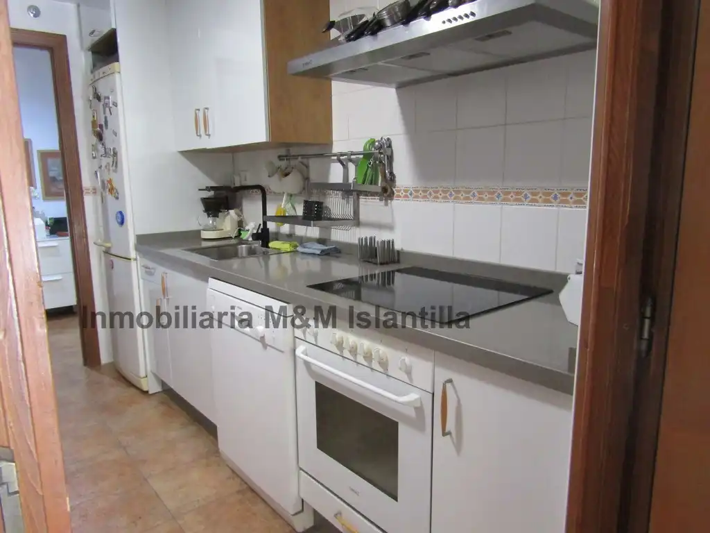 Cocina de Apartamento en venta en Ayamonte con Jardín privado, Amueblado y Horno