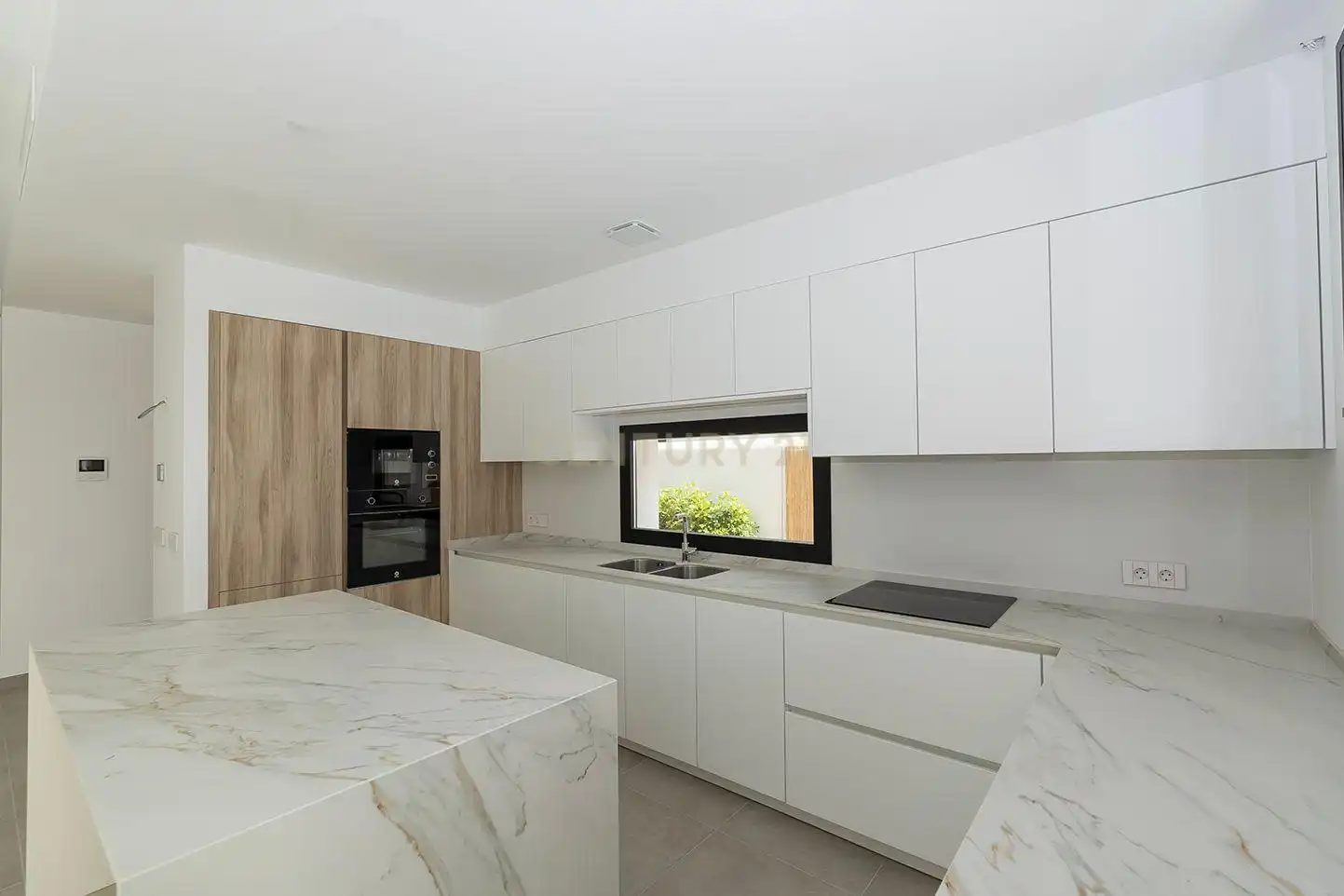 House for sale in Calle Albatros, Calle Morena y Calle Dolfi 2, imagen 16