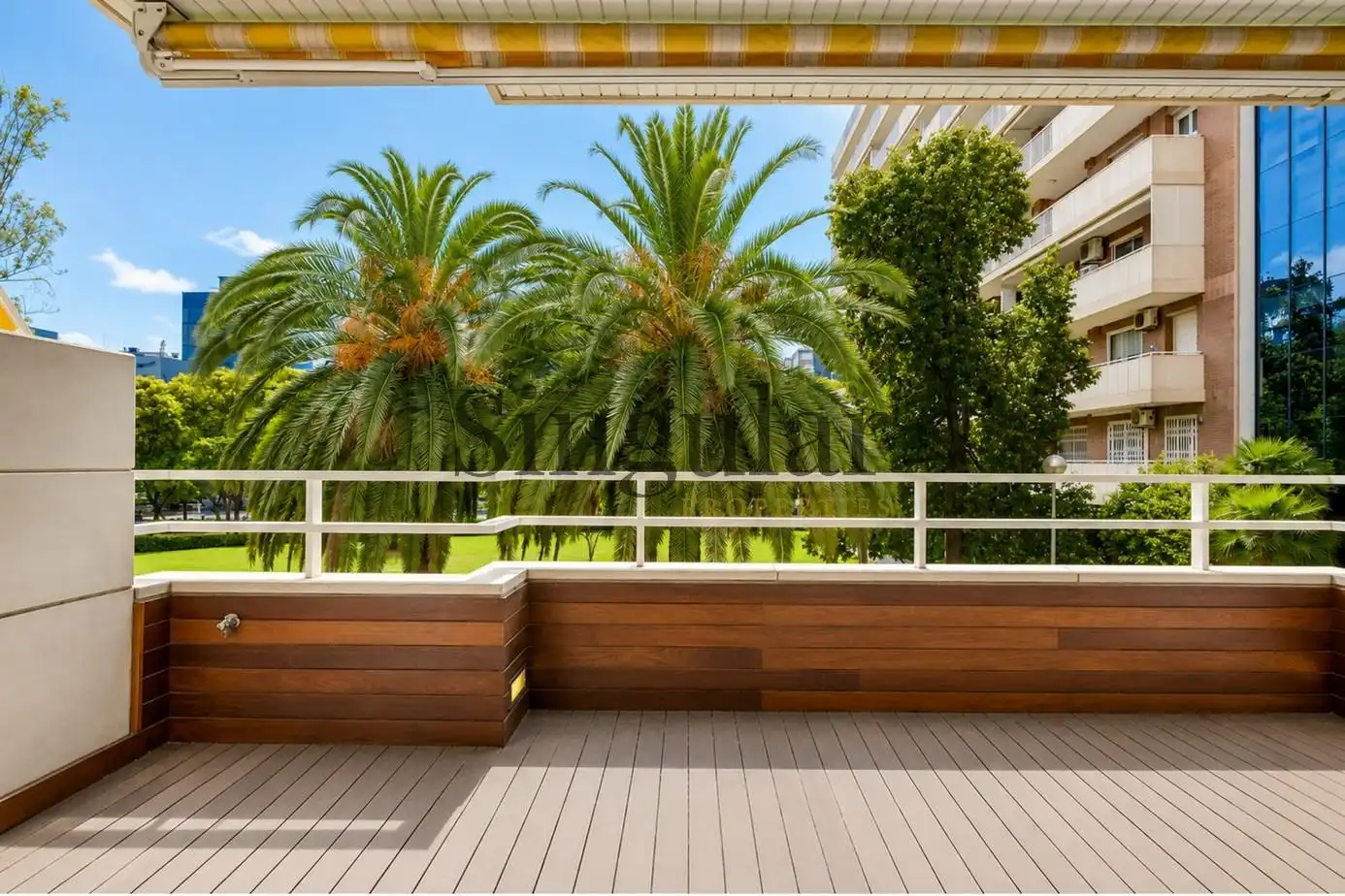 Terraza de Piso en venta en Barcelona con Aire acondicionado, Calefacción y Terraza