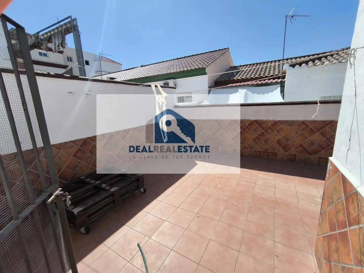 Vista exterior de Casa o chalet en venta en Burguillos con Aire acondicionado y Terraza