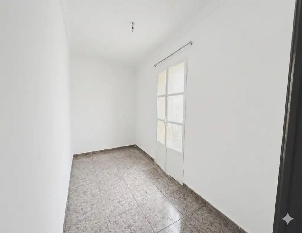 Habitación de Piso en venta en Cádiz con Terraza y Balcón