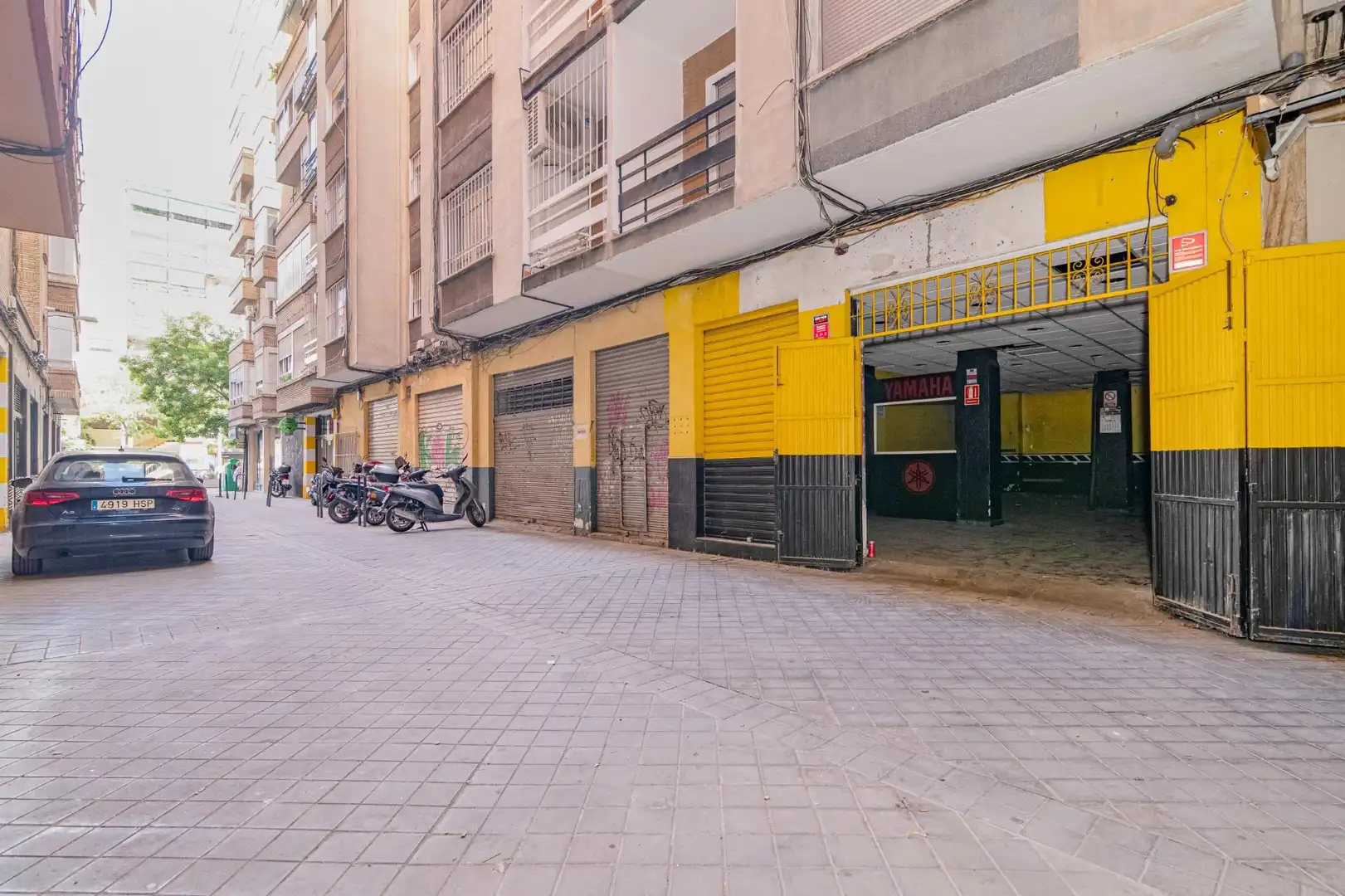 Local comercial en venda a Camino de Ronda 132