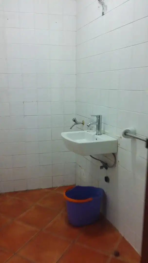 Local comercial en alquiler en Avenida Finisterre 238, imagen 5