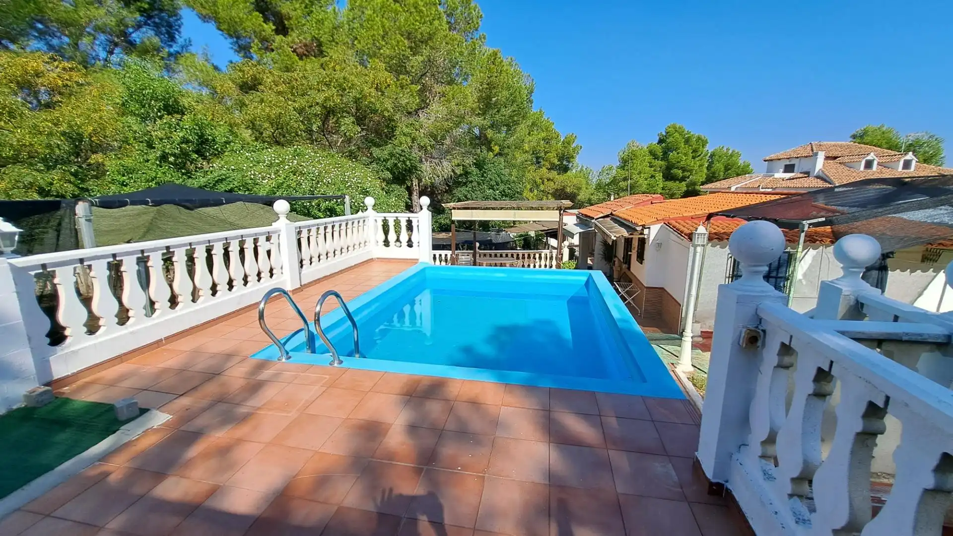 Villa avec piscine à vendre à Alberic