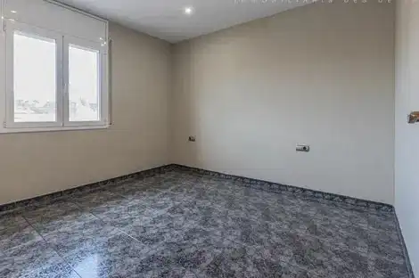 Pis en venda en Cornellà de Llobregat amb Aire condicionat, Forn i Balcó
