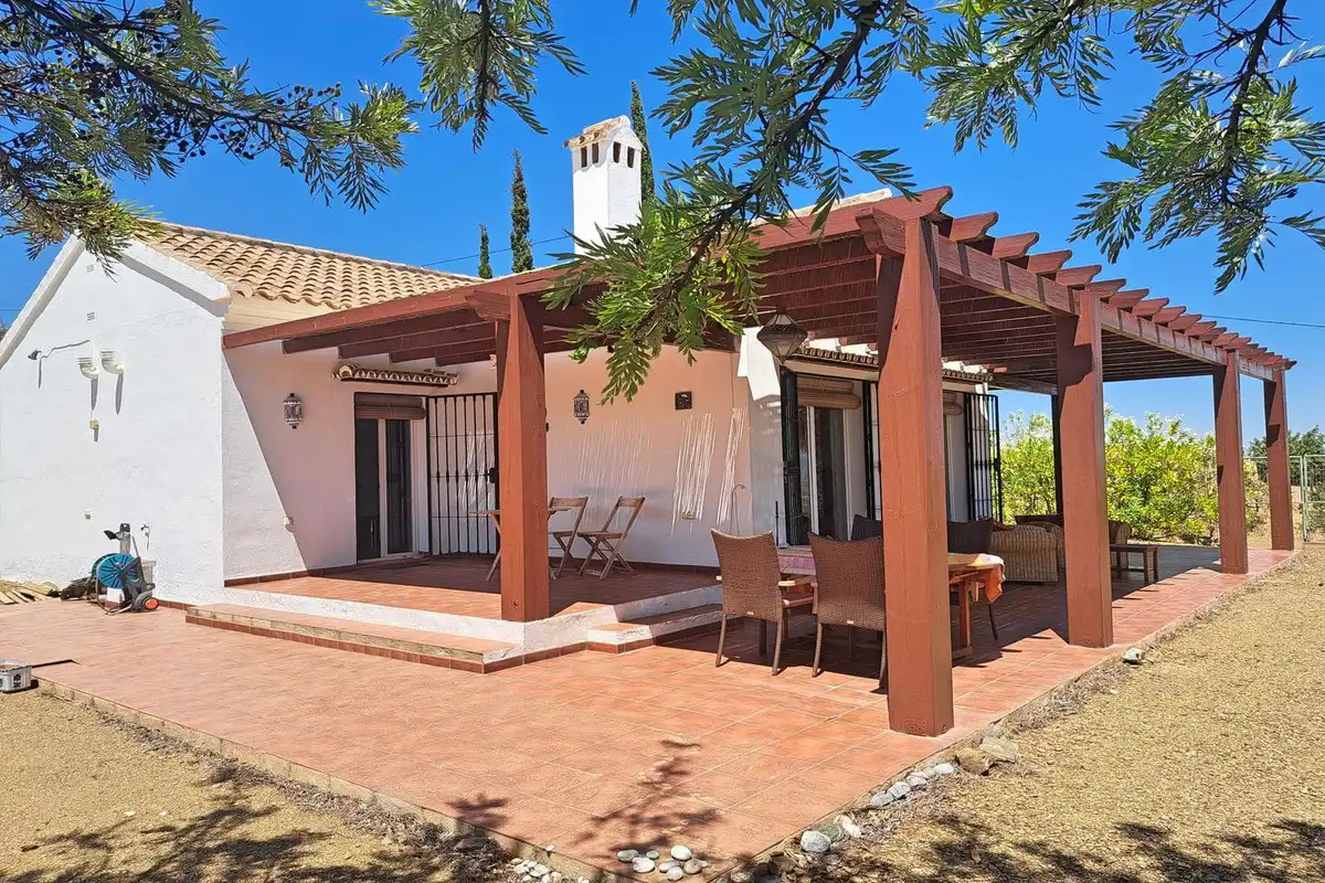 Terrassa de Finca rústica en venda en Tolox amb Jardí privat, Terrassa i Piscina