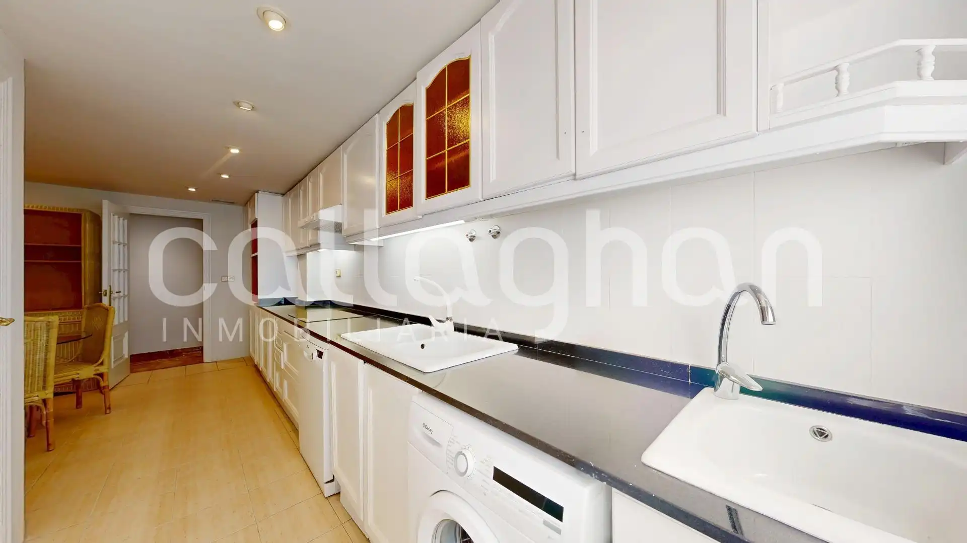 Cocina de Piso en venta en Valencia con Calefacción, Terraza y Balcón