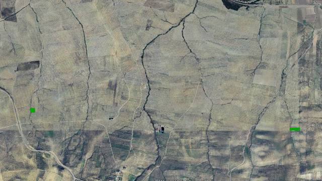 Terreno en Venta en C/ Polígono 3 y 5  en Lahiguera