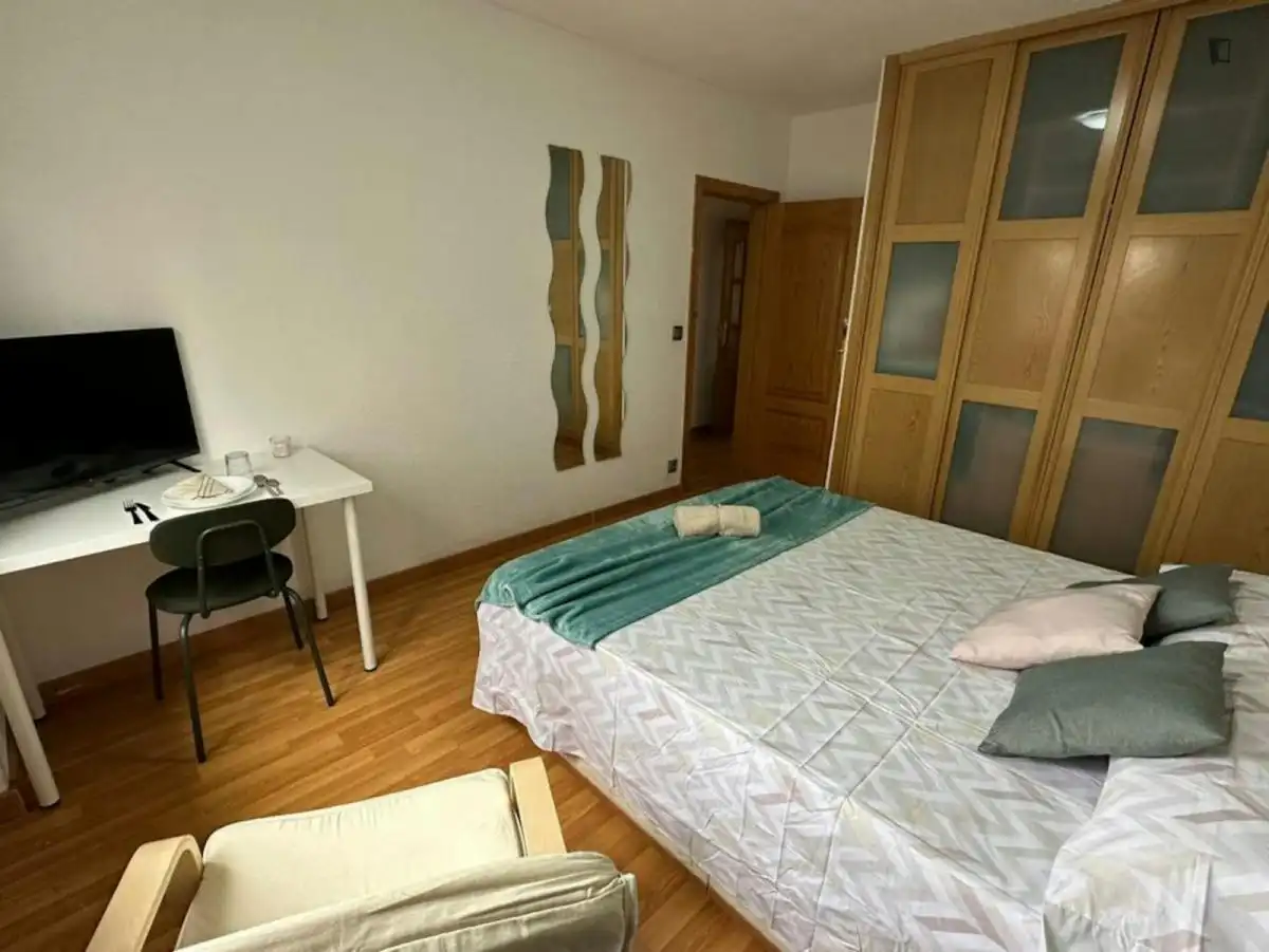 Room in Reyes Católicos