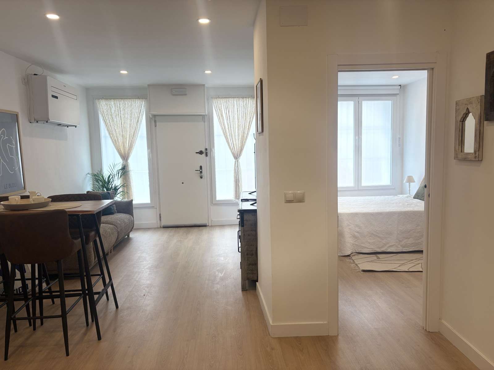 Apartment to share in  Madrid Capital  with Air Conditioner, Heating and Terrace