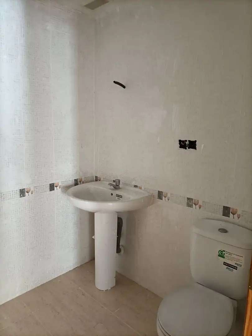 Business premises to rent in Calle Vall de Almonacid 7, imagen 5
