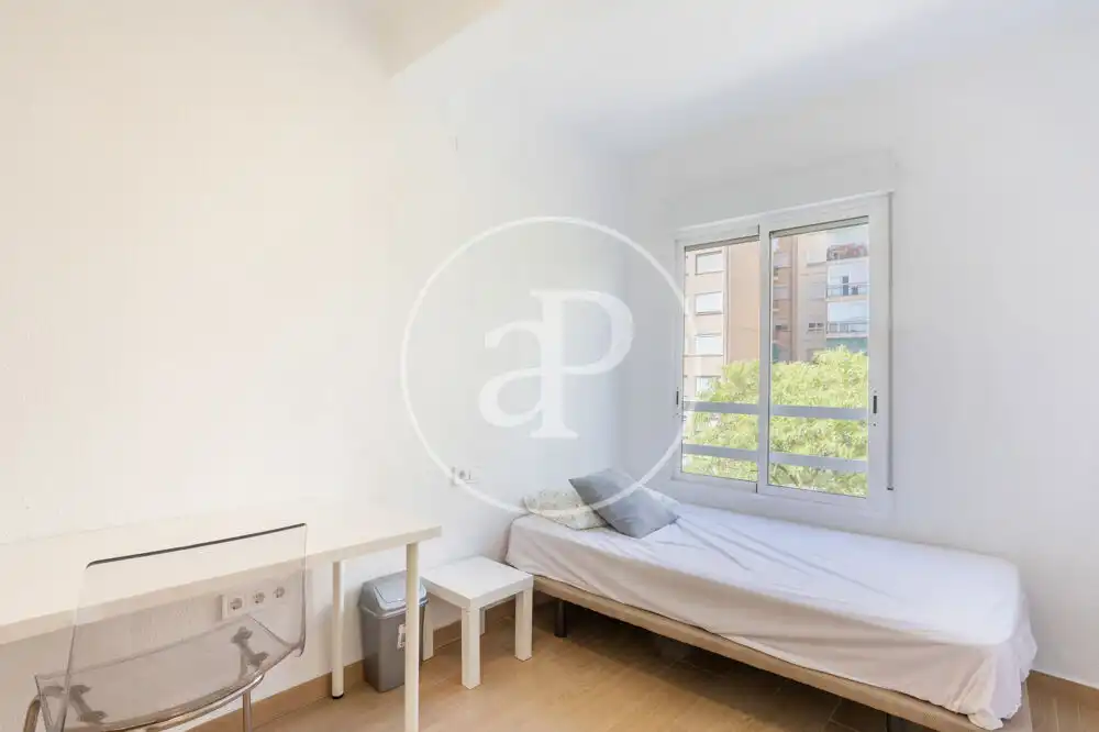 Bedroom of Flat for rent in Valencia  with Air Conditioner, Heating and Furnished