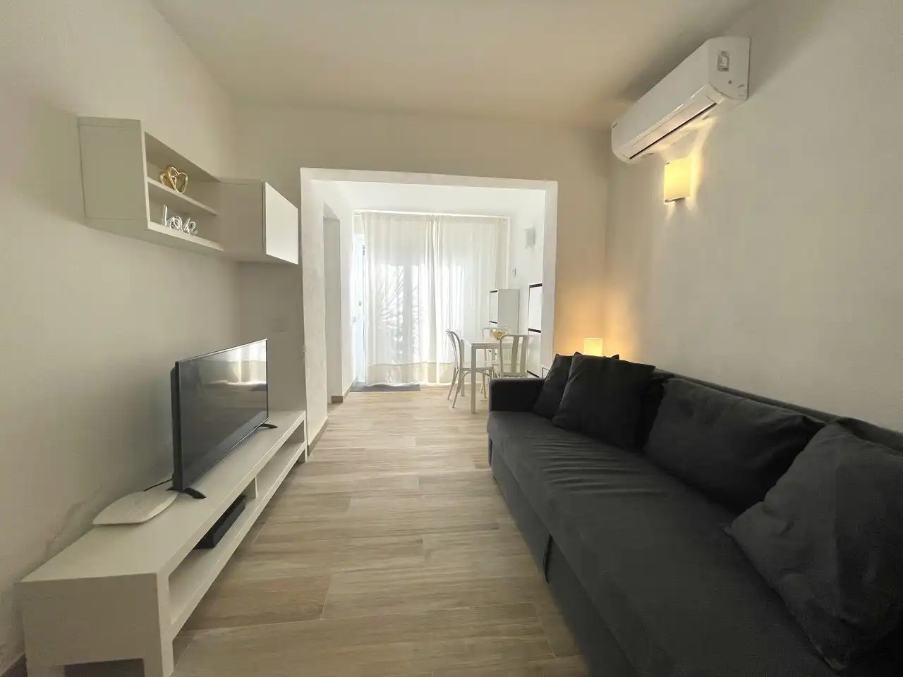 Wohnzimmer von Maisonette zum Verkauf in San Bartolomé de Tirajana mit Klimaanlage, Privatgarten und Parkett