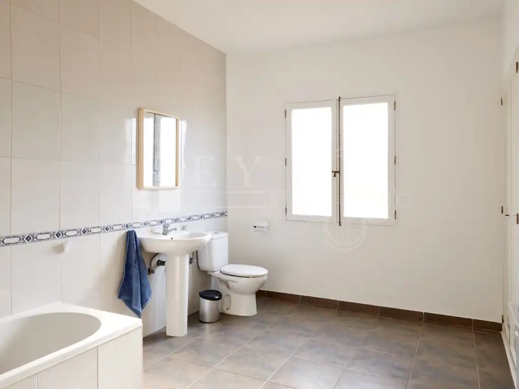 Villa con terrazza in vendita a Cala Blanca, imagen 12