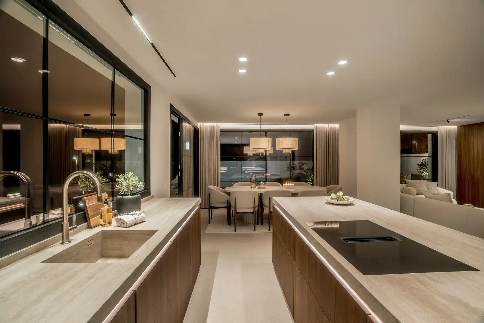 Villa mit Pool zum Verkauf in Nueva Andalucía, imagen 9