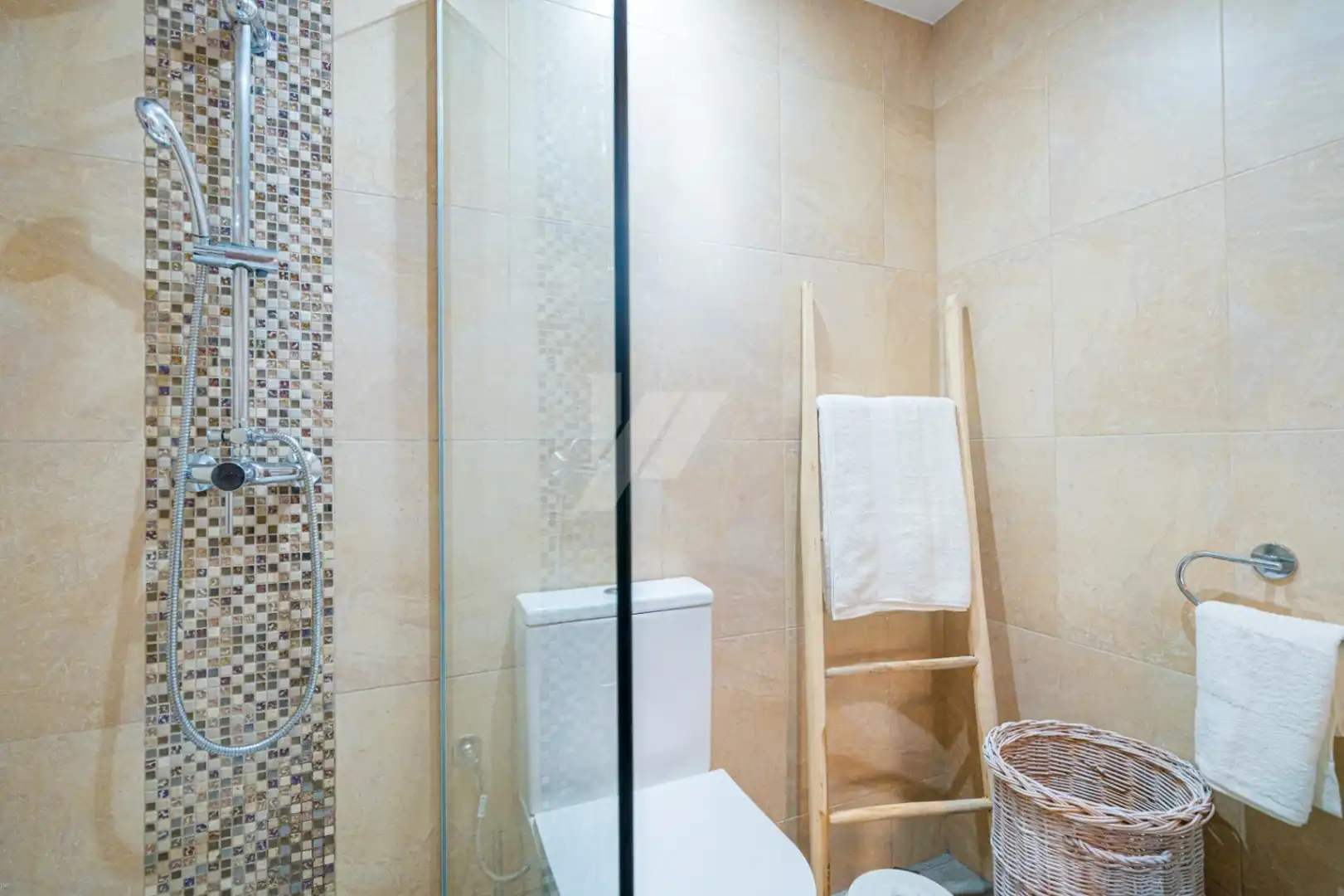 Bany de Apartament en venda en Moraira amb Aire condicionat, Calefacció i Jardí privat