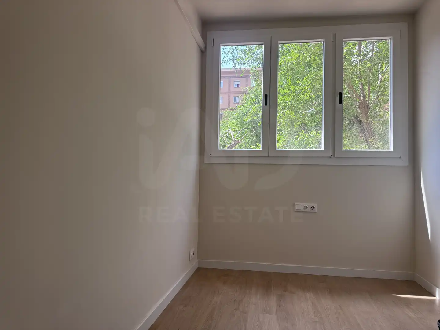 Bedroom of Flat for rent in Barcelona  with Air Conditioner and Heating