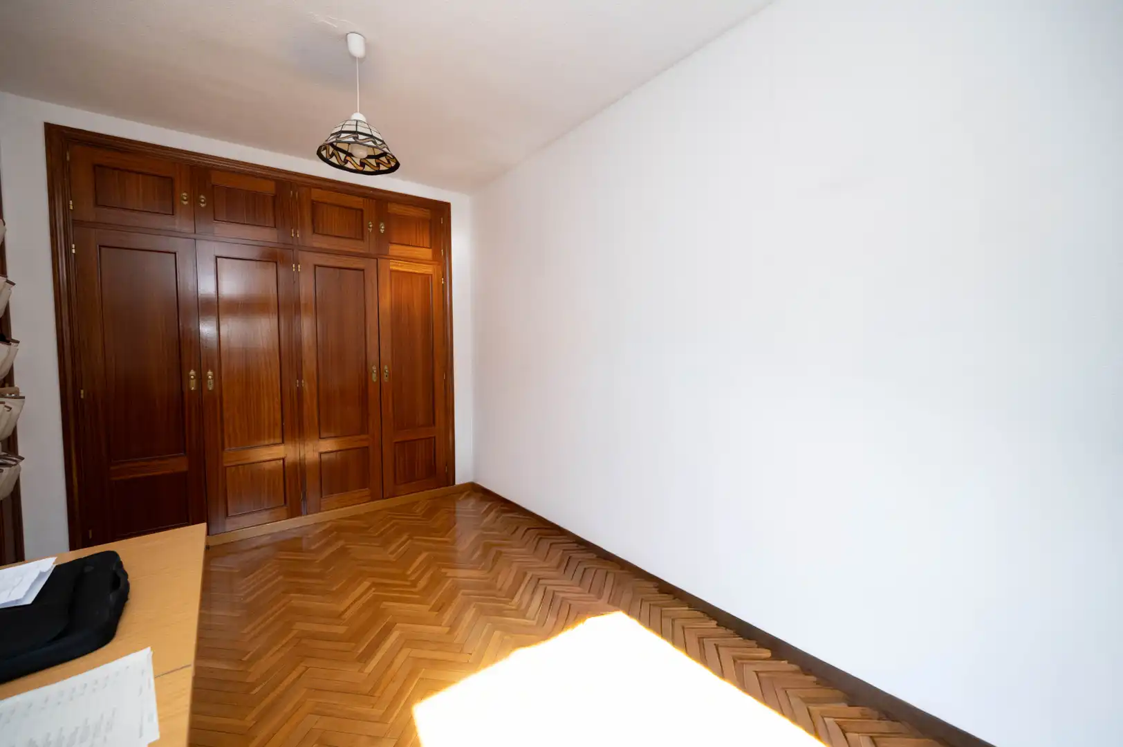 Habitación de Casa adosada en venta en Madrid con Jardín privado