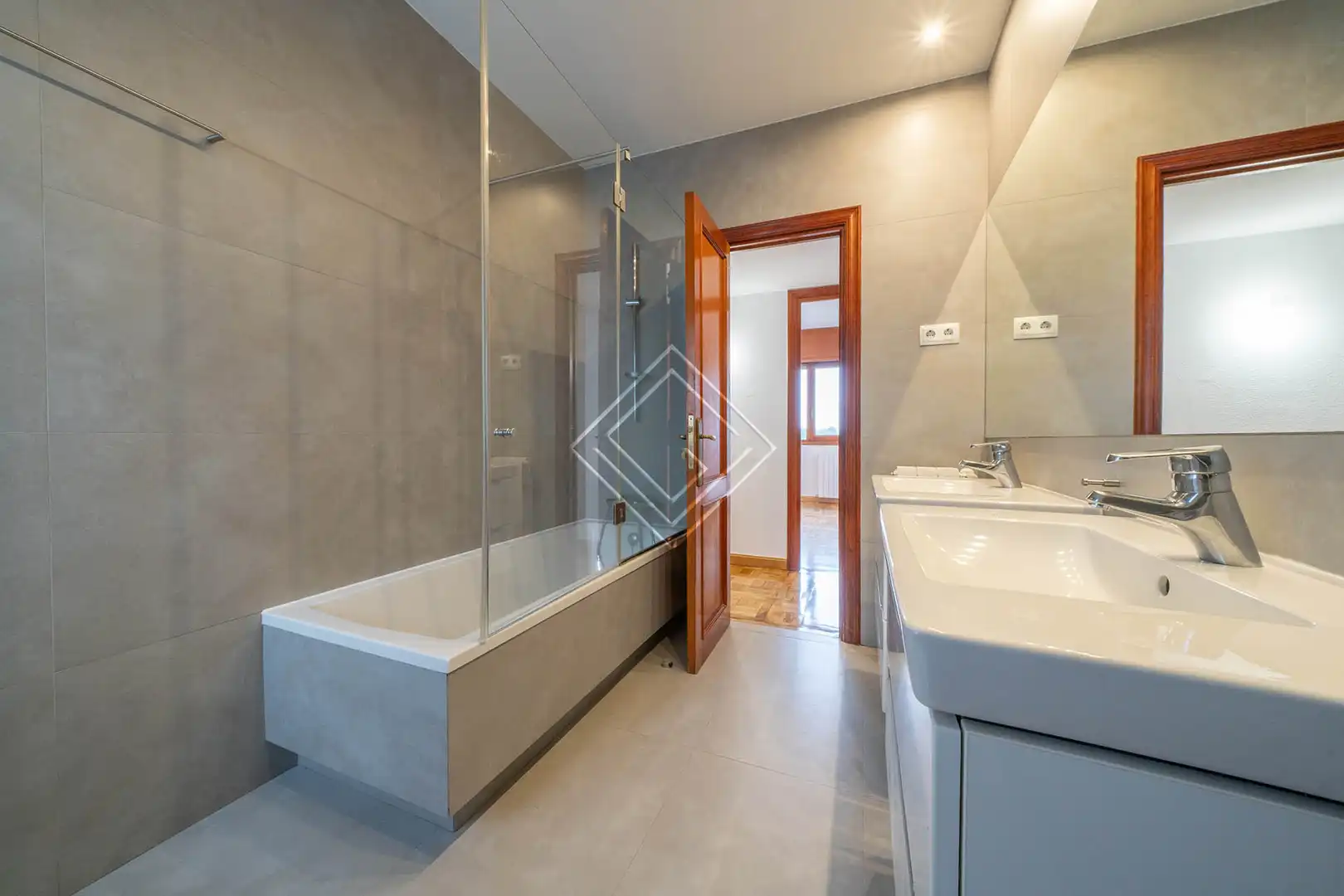 Baño de Casa o chalet de alquiler en Algete con Aire acondicionado, Jardín privado y Terraza