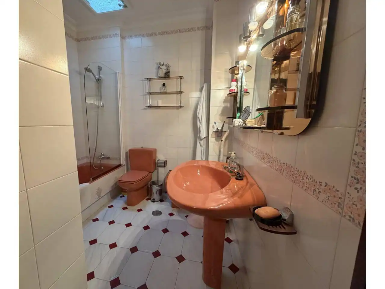 Baño de Ático en venta en Moguer con Jardín privado y Terraza
