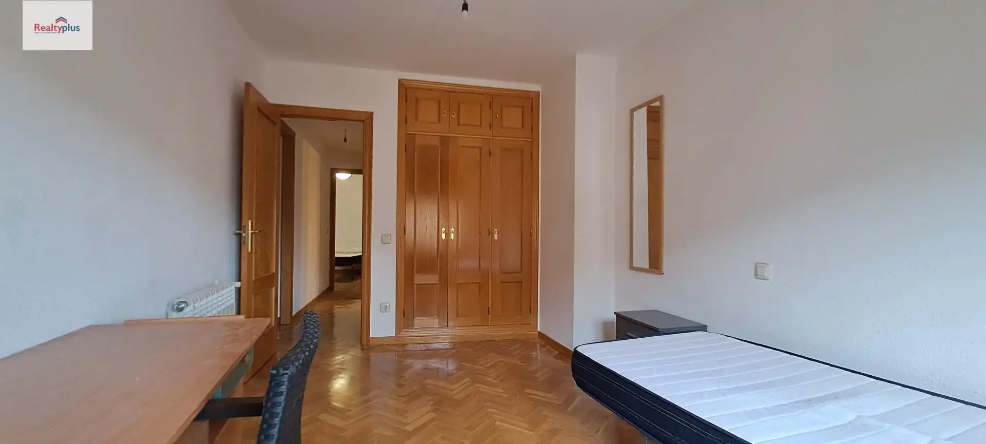 Habitación de Dúplex de alquiler en Segovia con Amueblado y Balcón