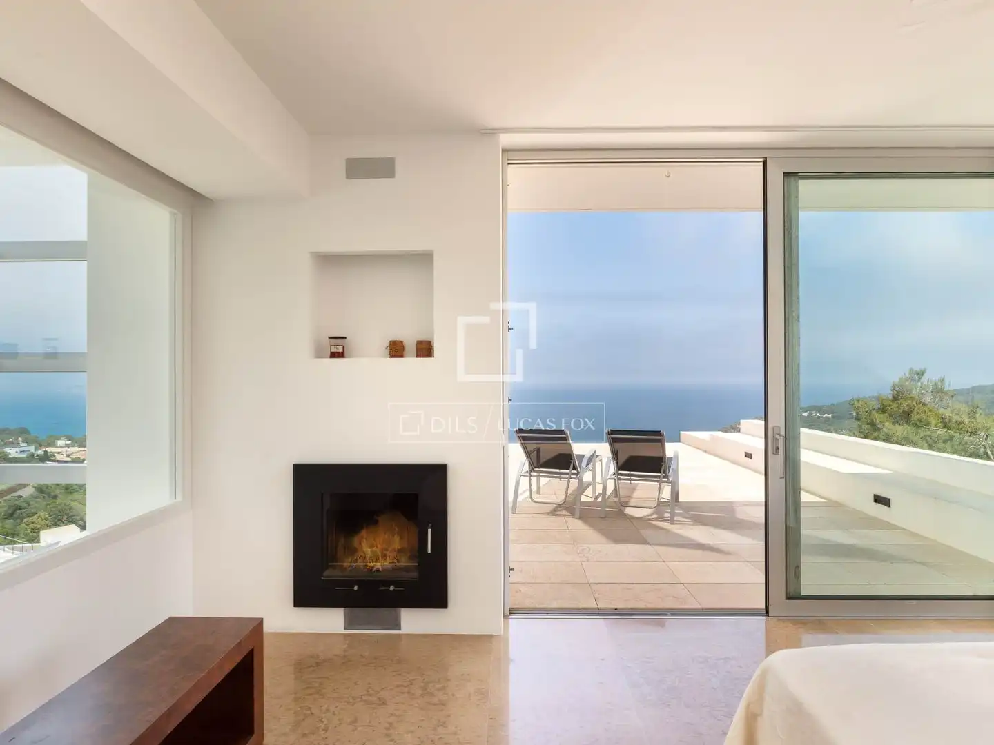Sala d'estar de Casa o xalet en venda en Begur amb Aire condicionat, Jardí privat i Terrassa