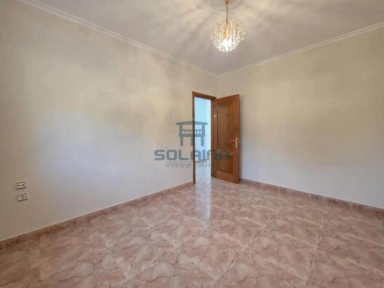 Casa o chalet en venta en A Merca   con Calefacción, Jardín privado y Terraza