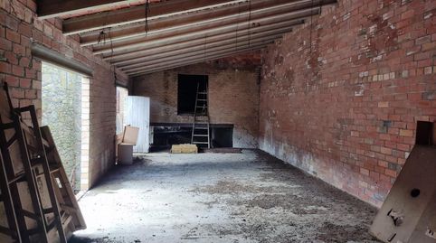 Almacén urbano de 256 m2 con posibilidad de construir 2 viviendas