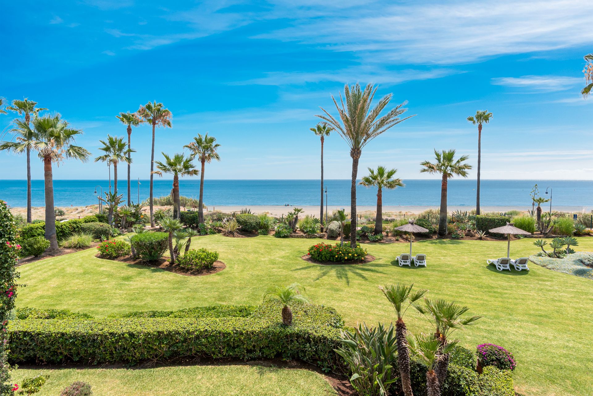 Jardí de Planta baixa en venda en Estepona amb Aire condicionat, Calefacció i Jardí privat