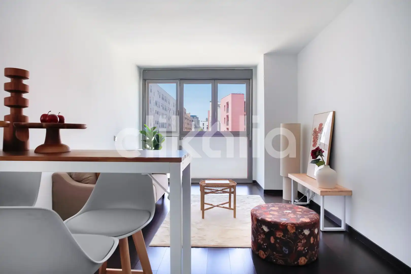 Sala de estar de Piso en venta en Torrejón de Ardoz con Calefacción, Trastero y Piscina