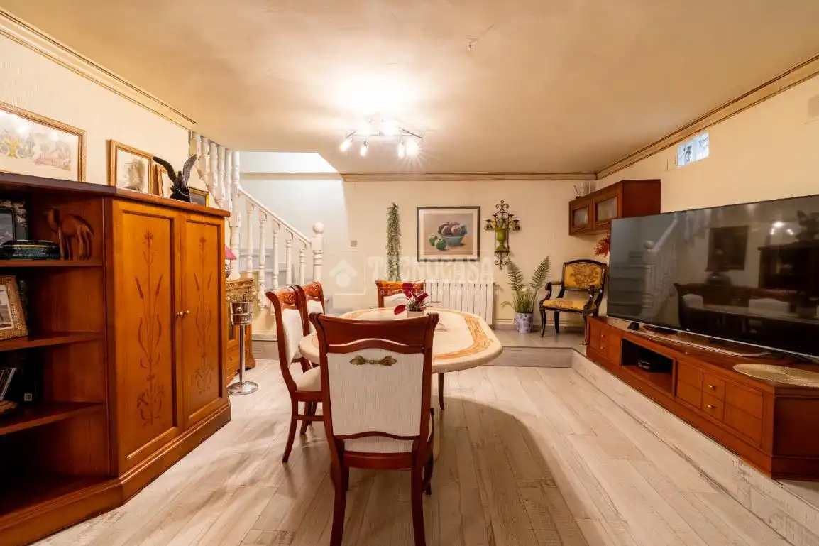Casa adosada en venta en Padul con Terraza y Piscina comunitaria