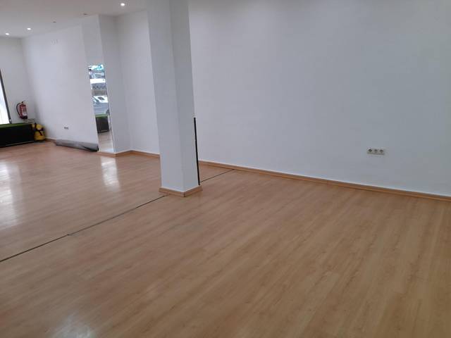 Local comercial en Alquiler en Centro