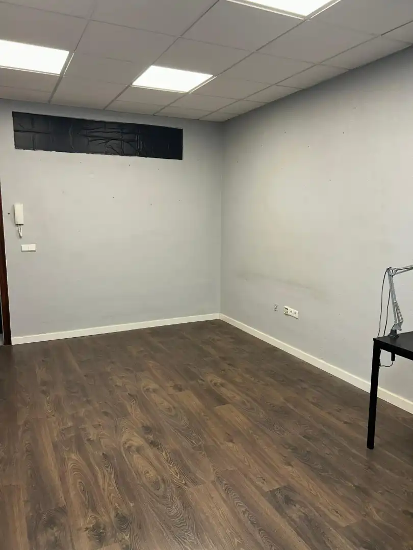 Office for rent in Murcia  with Air Conditioner