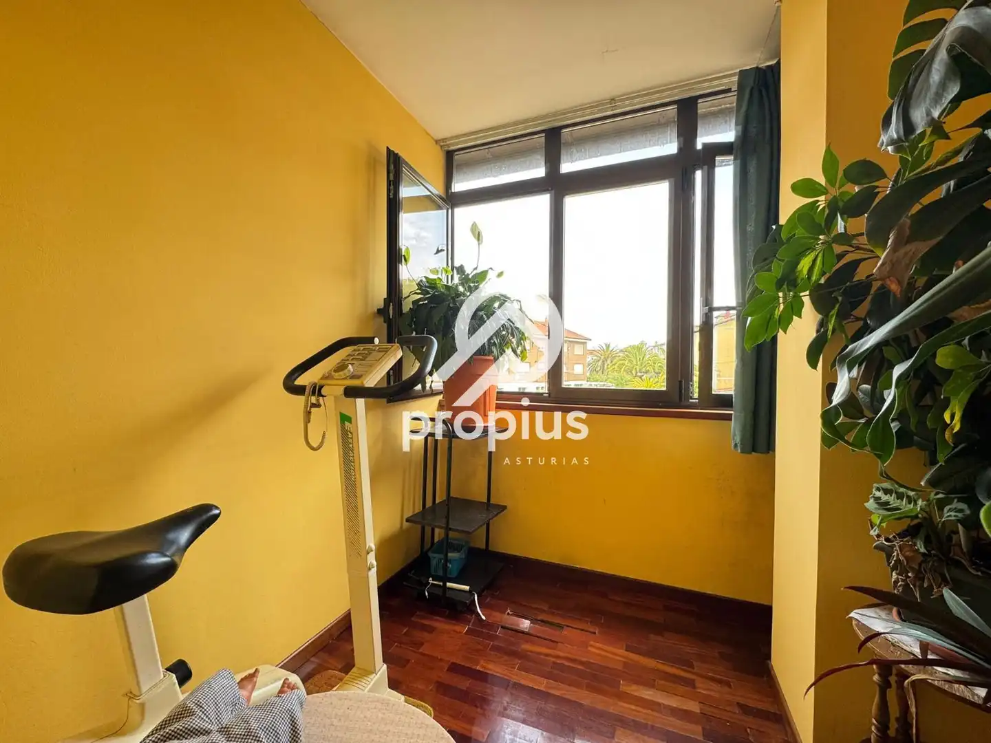 Schlafzimmer von Maisonette zum Verkauf in Llanes mit Heizung und Möbliert