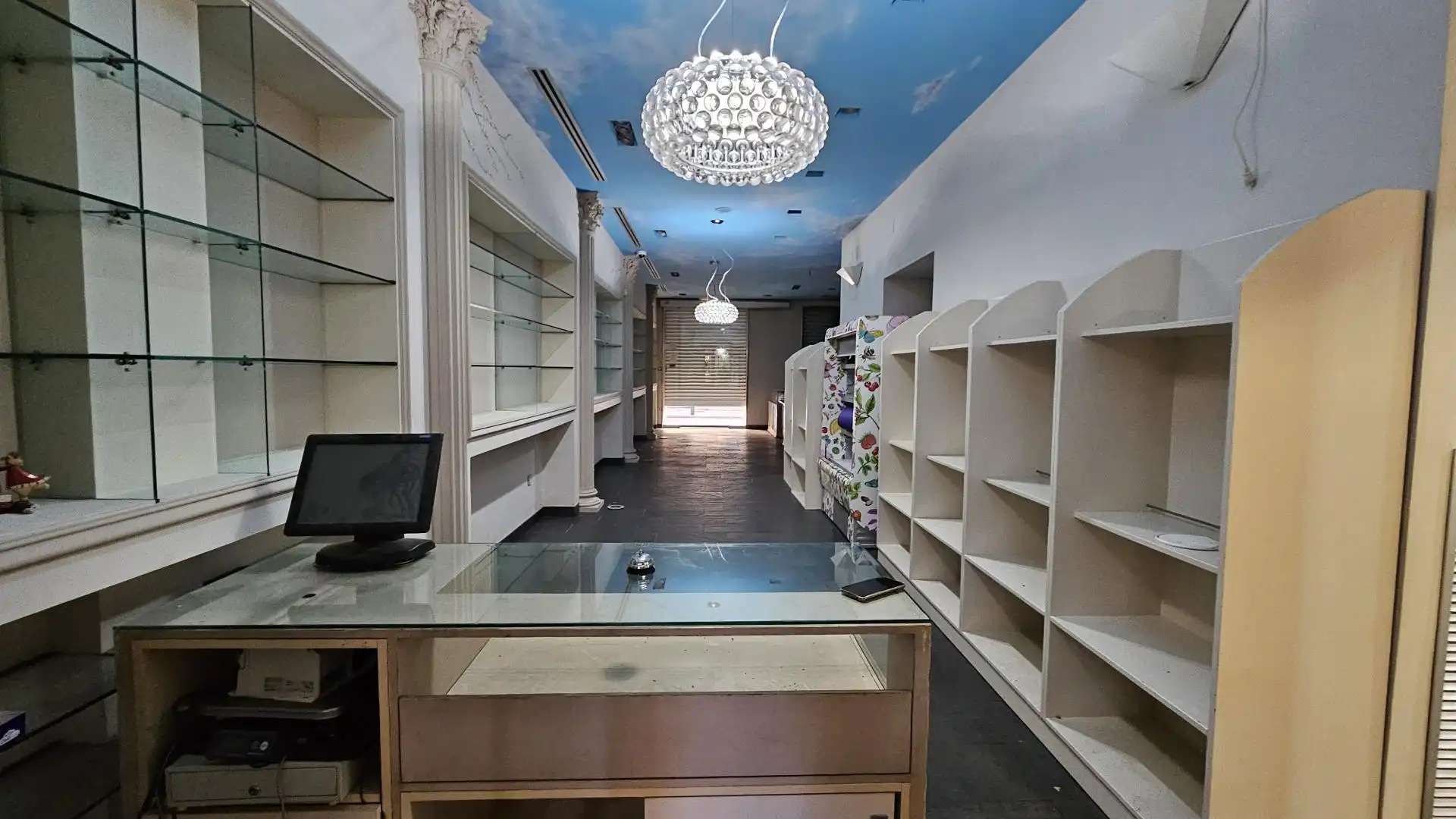 Local comercial de lloguer a Sant Pau, imagen 2