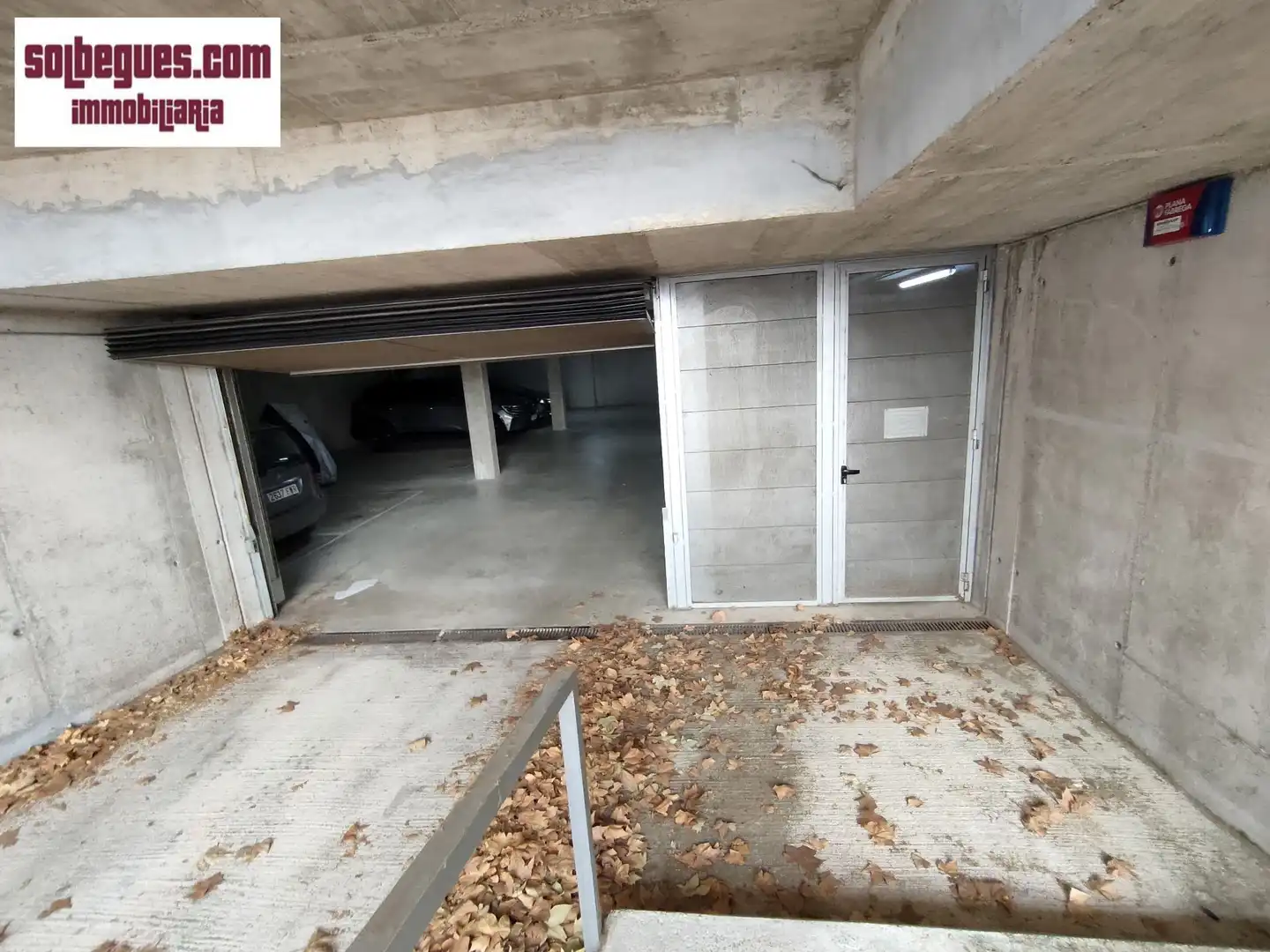 Parkplatz von Garage zum Verkauf in Begues