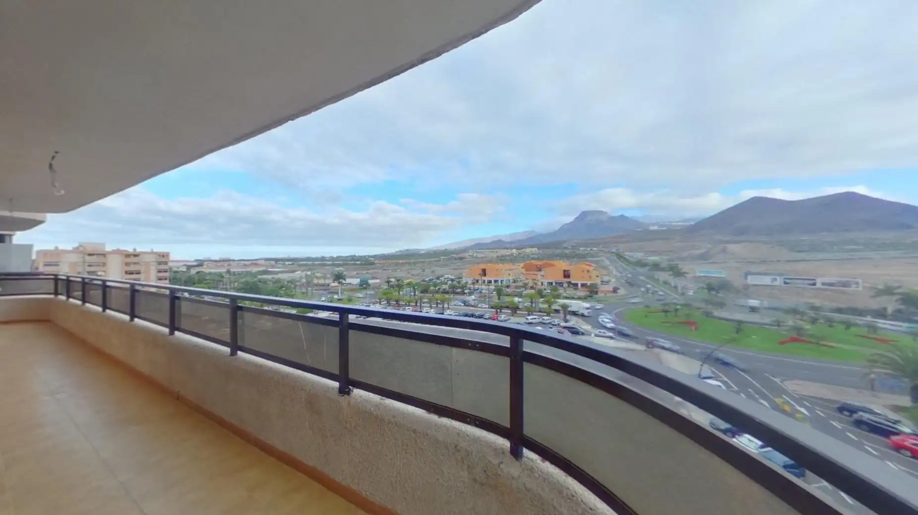 Vista exterior de Piso en venta en Arona con Balcón