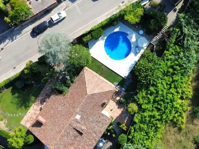 Casa amb jardí en venda a Avinguda Joan Fàbregas 1, imagen 2