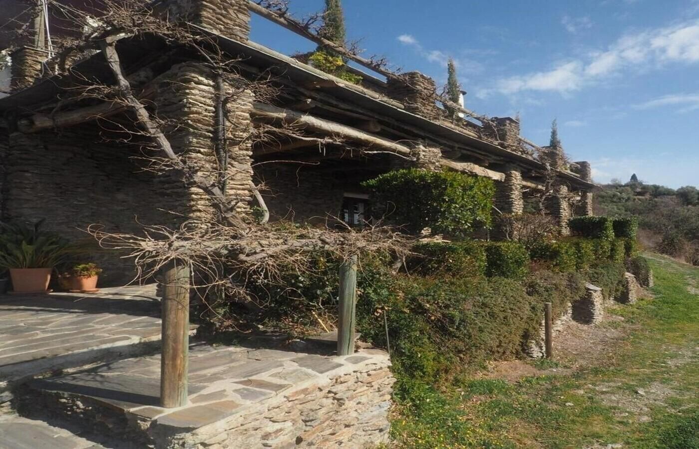 Vista exterior de Finca rústica en venda en Pórtugos amb Jardí privat, Terrassa i Piscina comunitària
