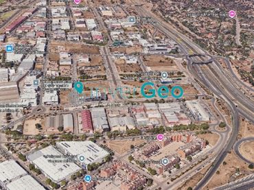 Nave industrial in vendita a Urbanización Este - Montepríncipe