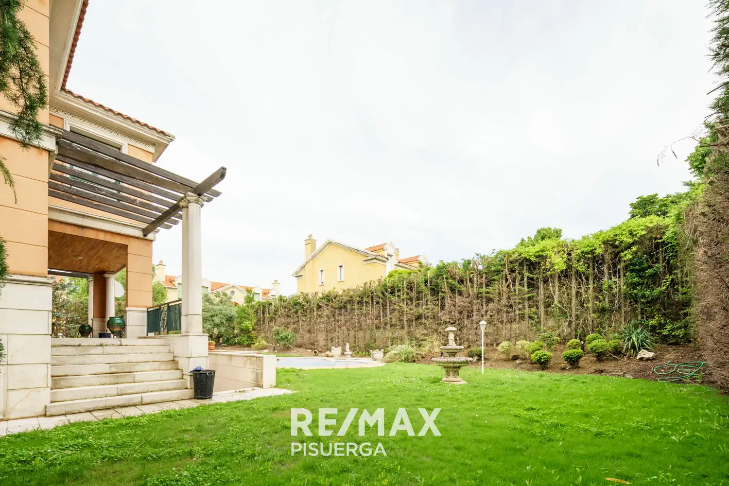 Jardí de Casa o xalet en venda en Valladolid amb Calefacció, Jardí privat i Terrassa