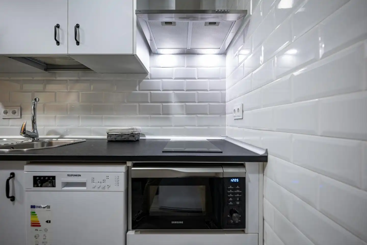Cocina de Planta baja en venta en Ávila con Calefacción y Amueblado