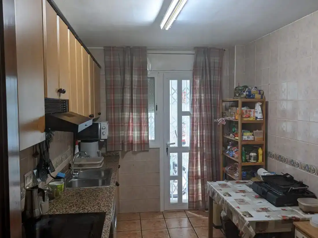 Cuina de Pis en venda en Olesa de Montserrat amb Aire condicionat