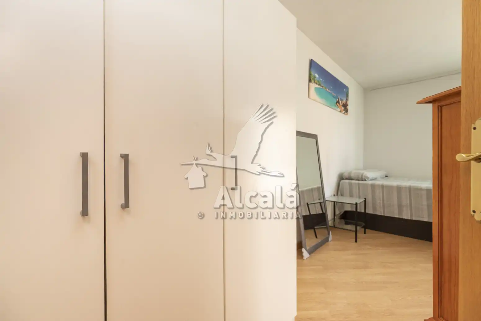 Habitación de Piso en venta en Madrid con Calefacción y Terraza