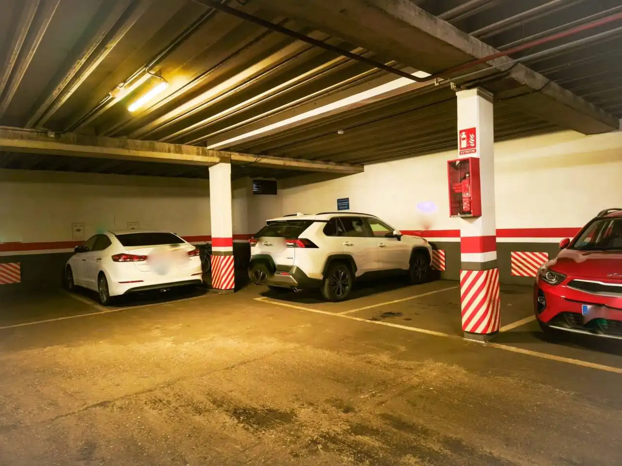 Aparcament de Pis en venda en Burgos amb Calefacció, Parquet i Traster