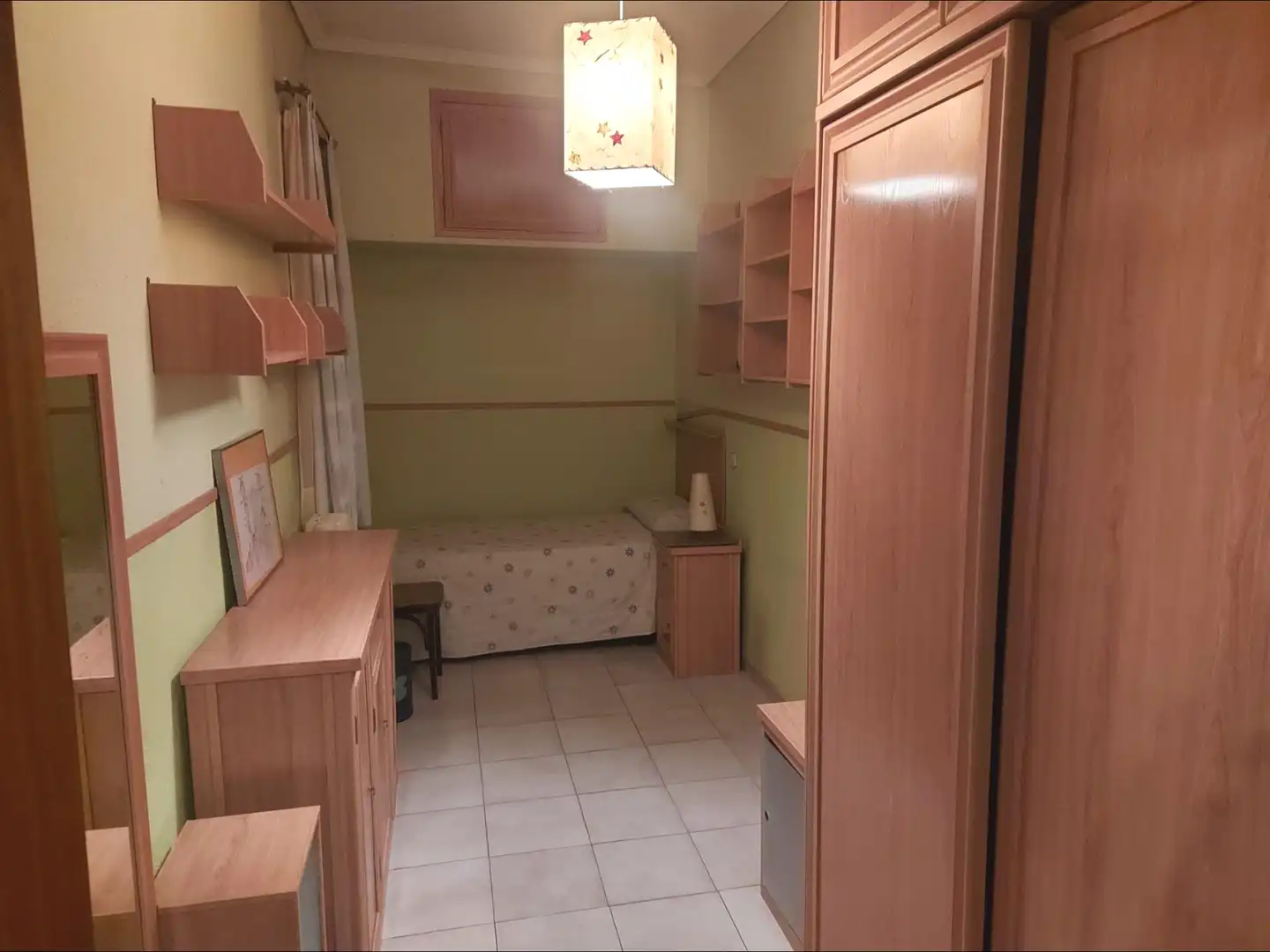 Habitación de Piso en venta en Madrid con Calefacción