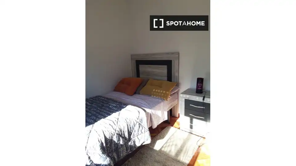 Room in Rosas - Musas