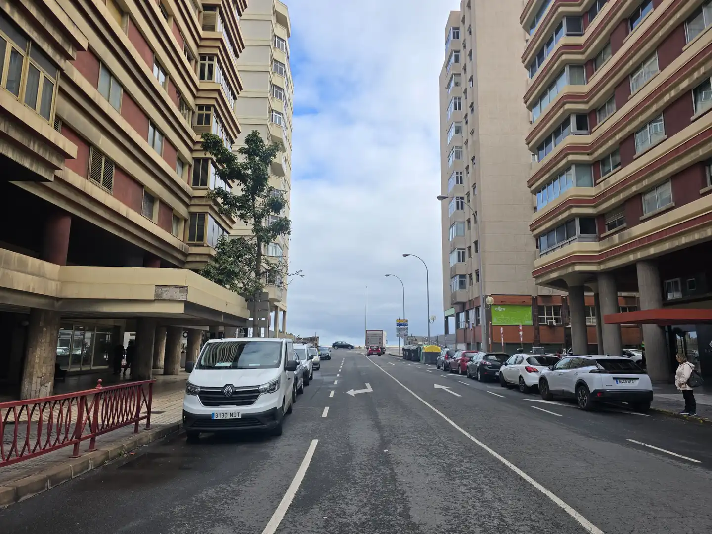 Vista exterior de Pis en venda en Las Palmas de Gran Canaria amb Terrassa