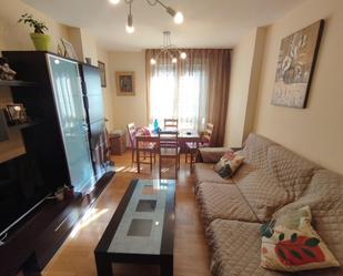 Living room of Flat for sale in Burgos Capital  with Heating and Furnished
