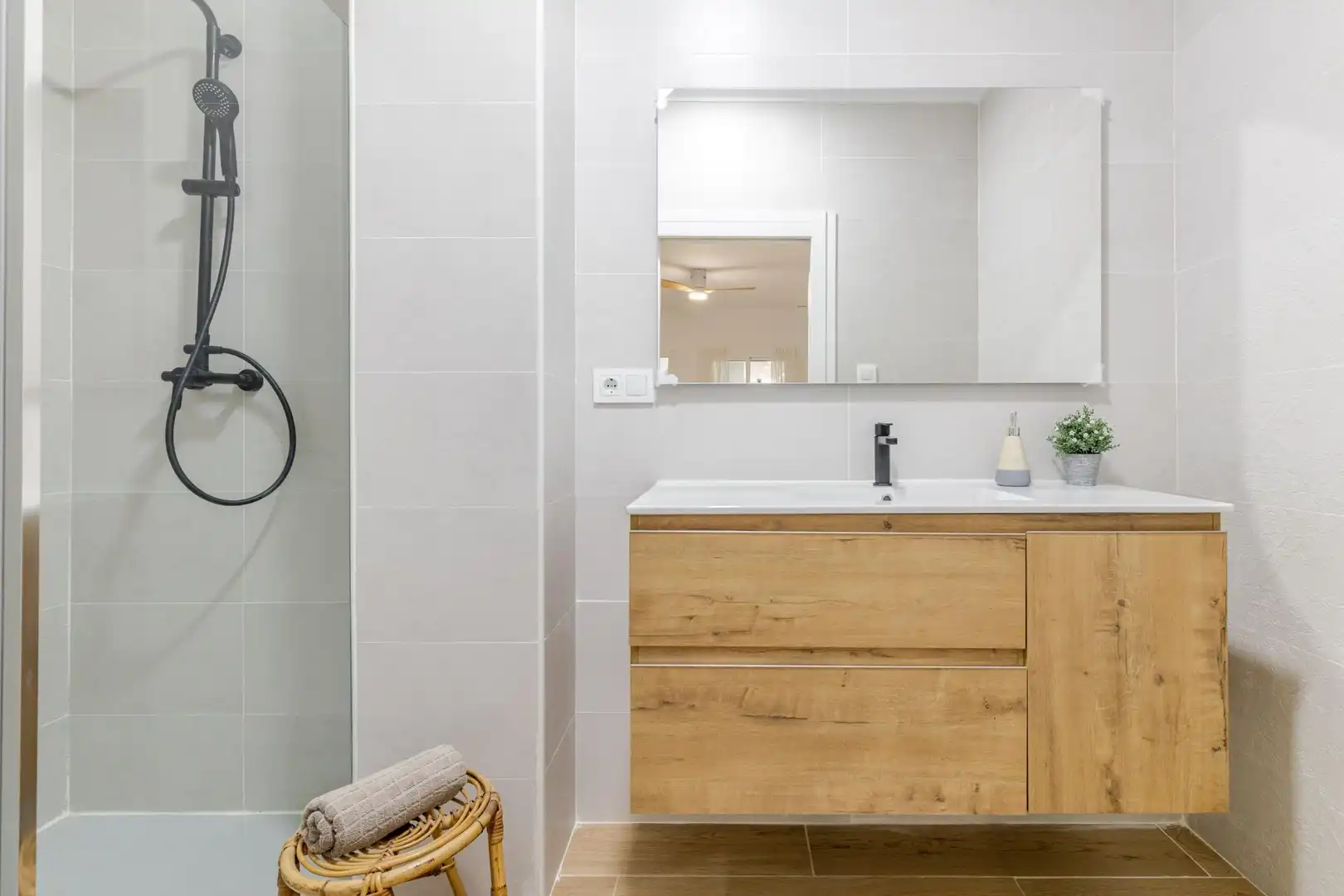 Baño de Planta baja en venta en Bonrepòs i Mirambell con Aire acondicionado